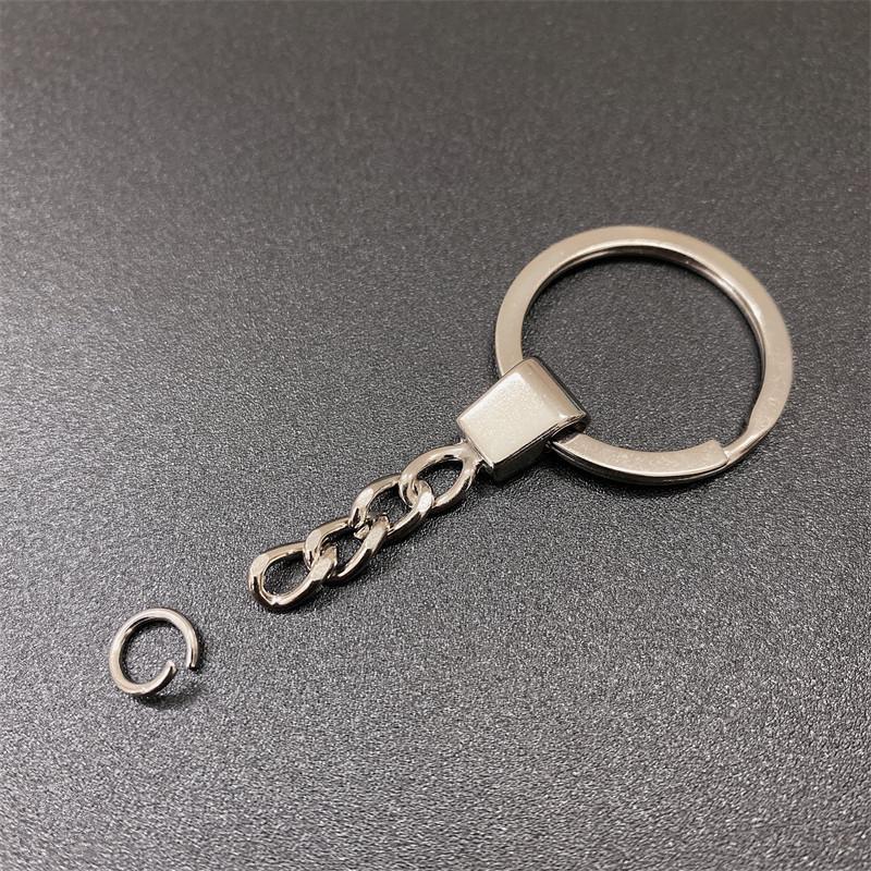 

Точечные продажи Сплавная головка 30 мм Брелок с цепочкой для DIY Подвешивания