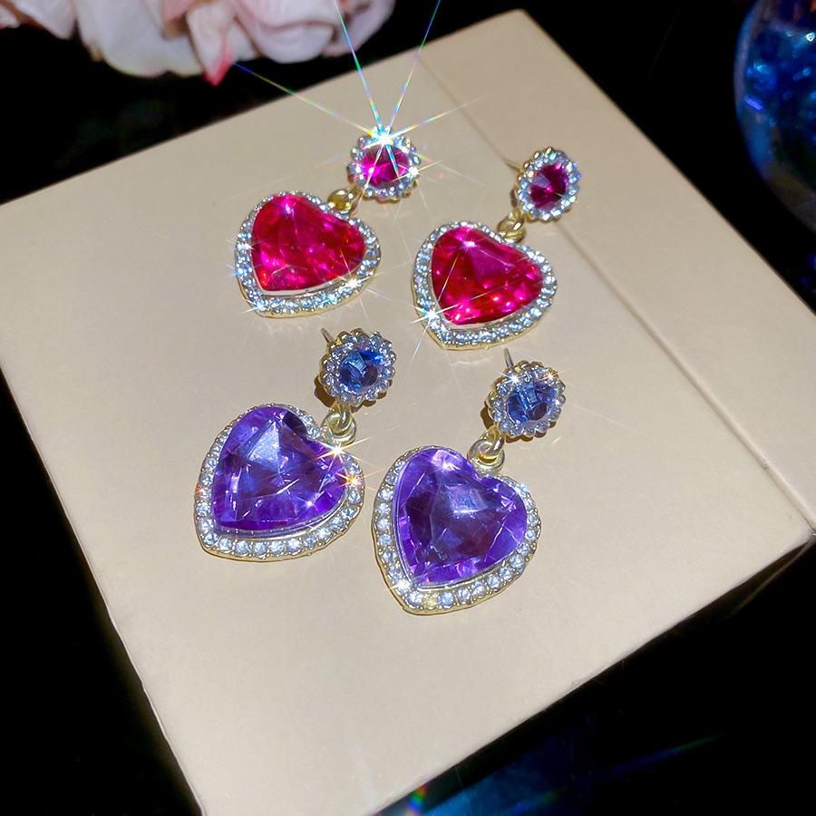 Inlaid Rhinestone Love Pendant Earrings for Women European and American Palace Style Drop Earrings Light Luxury Zircon Gifts