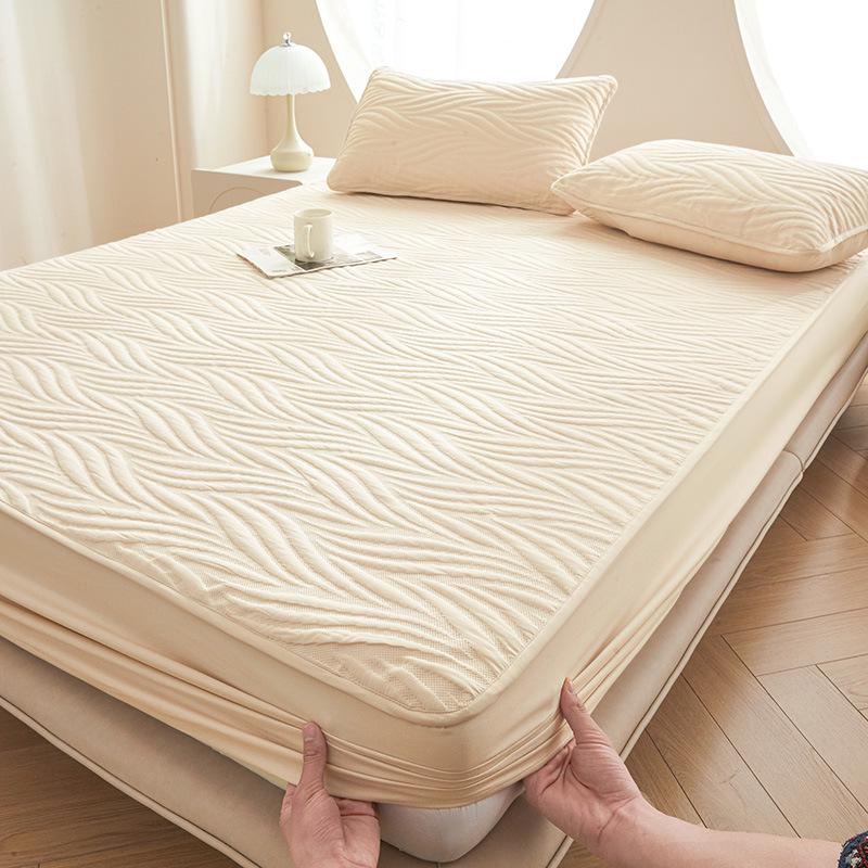 A-Grade Quilted Waterproof Mattress Protector - Soybean Fiber, Fitted for Mother and Baby.