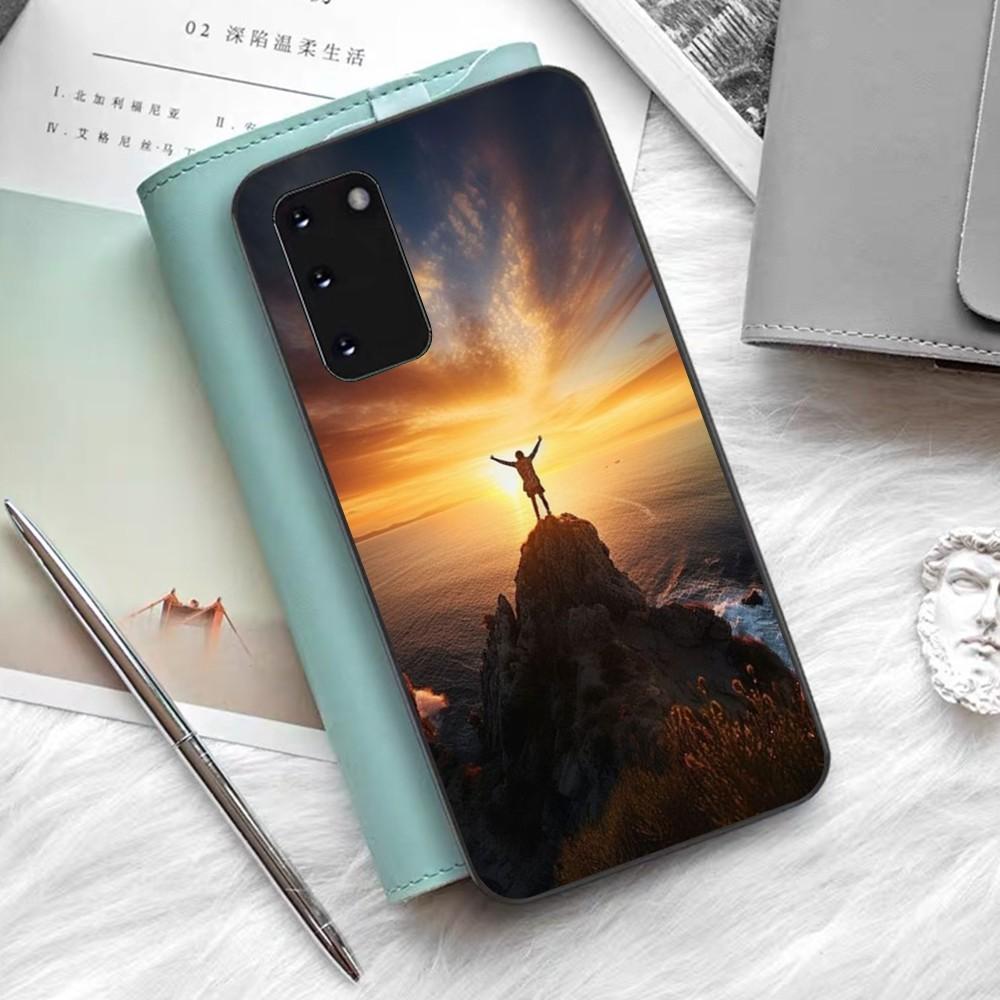 Climbing Mountain Phone Case Silicone PC+TPU For Samsung S10 20 30 22 23 24 Plus Lite Ultra Cover