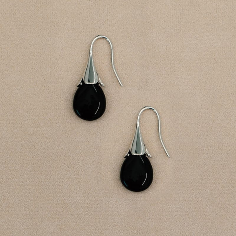 

MARTA 925 silver.Pebble earring_Blackbean Silver