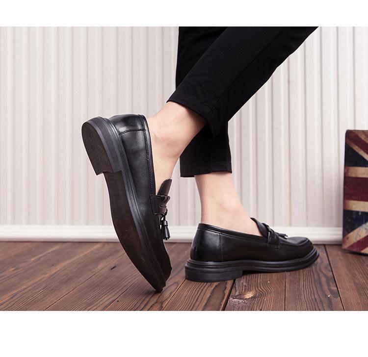 Korean-Style Men's Casual Leather Loafers - Youthful, Versatile, and British-Inspired Slip-On Shoes