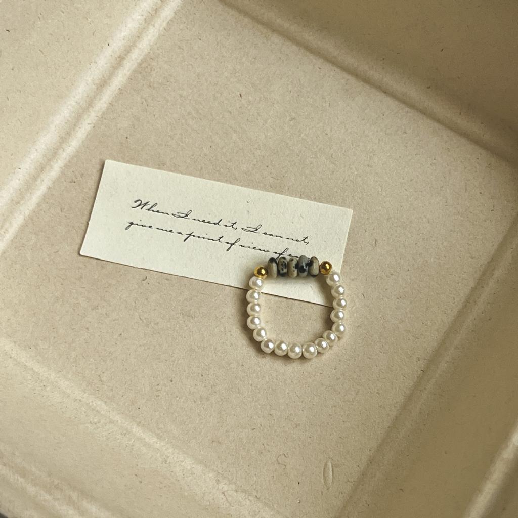 Color crystal beaded ring  niche design sense high-end finger ring light luxury temperament all-match ring accessories