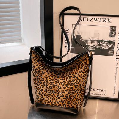 Bucket Bag Women'S Tide Contrasting Color Retro Leopard Print Large Capacity Tote Bag Single Shoulder Armpit Bag