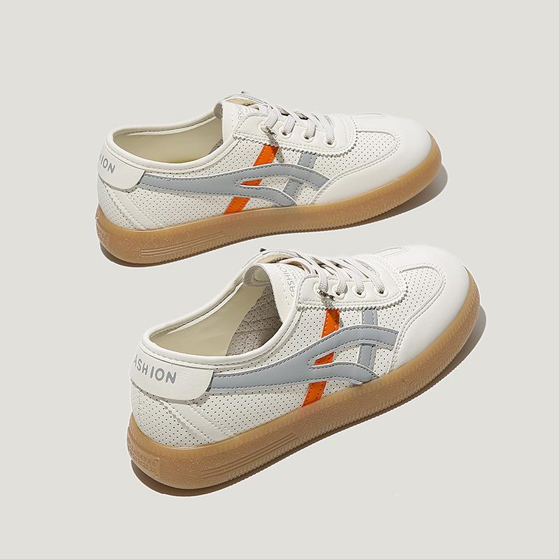 

Hollow and breathable little white shoes women s platform soft leather board shoes lazy 2025 summer new one-pedal sports and leisure shoes 40 серебряный