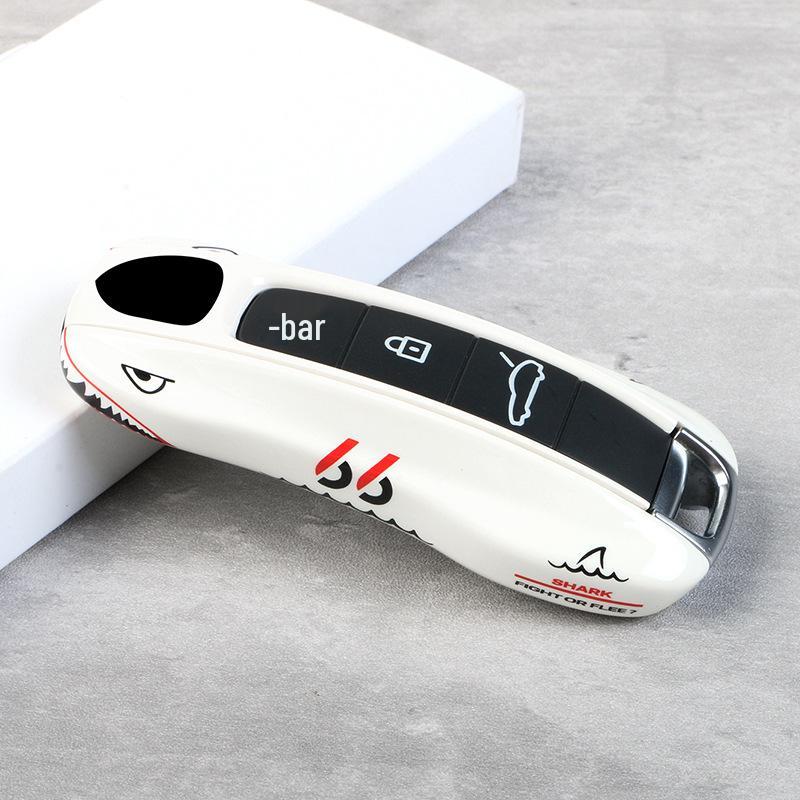 Porsche Schlüsselhülle für Cayenne, Macan, Taycan, 911, Panamera, 718 - Design Weißer Hai