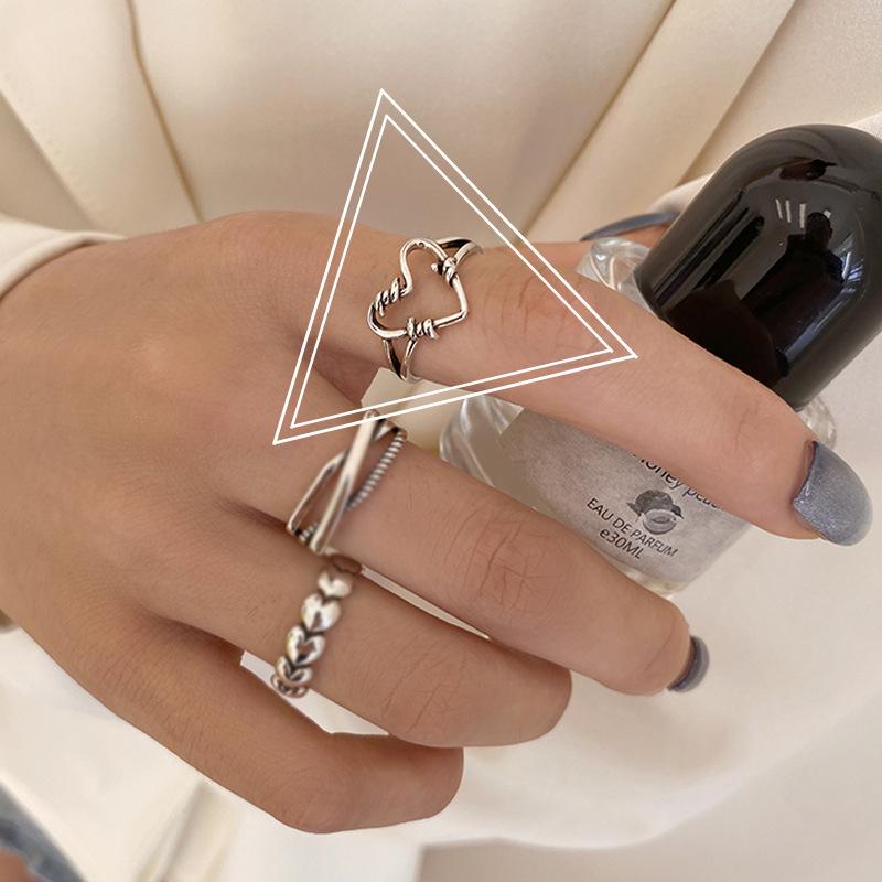 Korean Style Adjustable Retro Woven Heart Ring for Women – Trendy, Simple, Open Design Adjustable Open