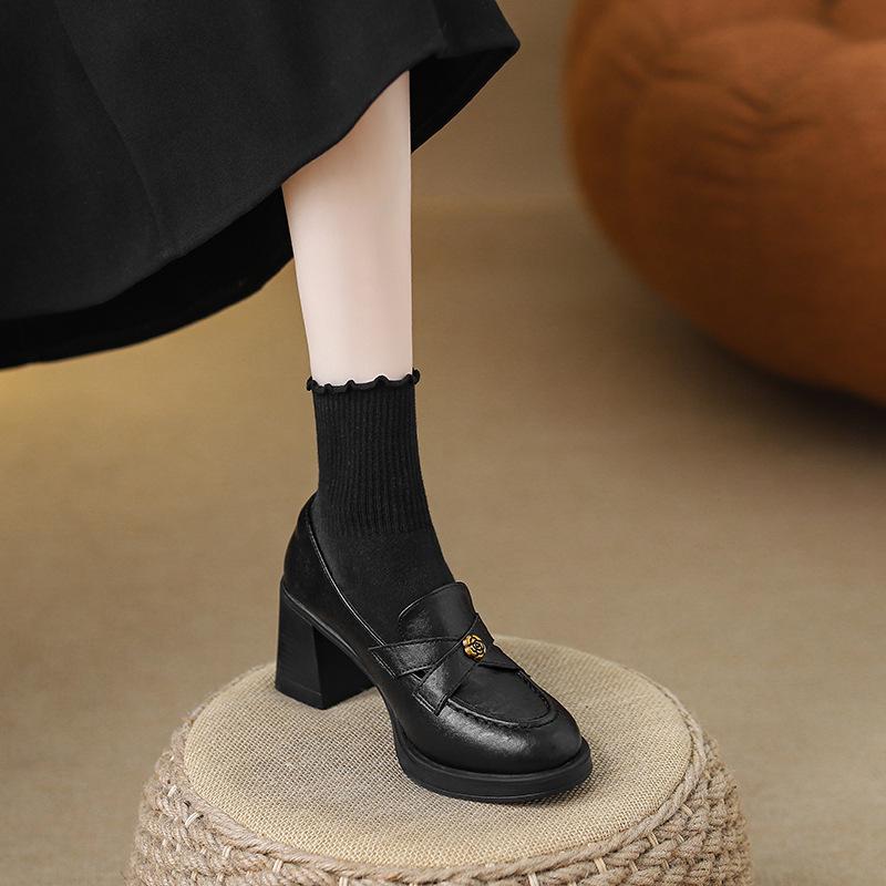 

Sheepskin 7.5cm Heel Retro Camellia Loafers: Chunky Heel Black Leather Slip-On Shoes Size 39 чорний