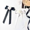 Elegantes Temperament Kamelienblüte Schleife Brosche für Damen Trauer Corsage Anstecknadel Schleife Halskrawatte Hemdkragen Zubehör