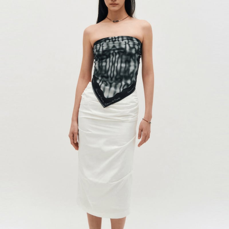 KIMZISU Haze Motif Square Scarf 95 _ BLACK