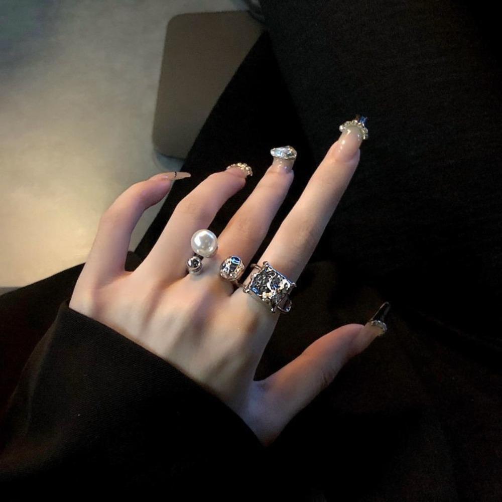 Ring Does Not Fade Niche Design Ins Opening Female High-end Sense Retro Cold Pearl Shell Versatile Irregular