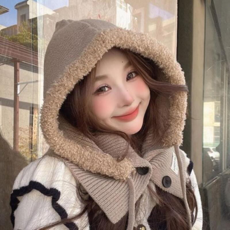 Women's Classic Label Patch Fur Hooded Hat