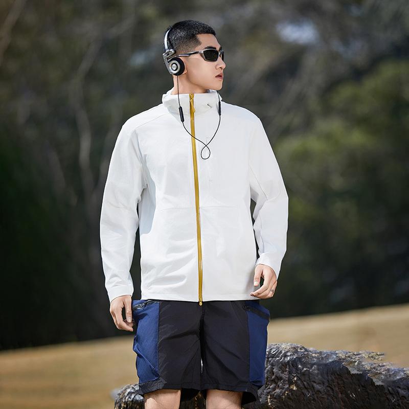 A special sunscreen clothing for men and women outdoor UV protection upf10 + sunscreen clothing waterproof hooded skin trench coat