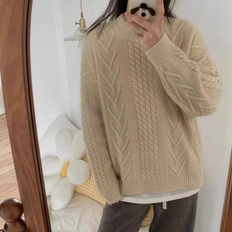 2024 Zodiac Year Women's Red Wool Cable Knit Slimming Pullover Sweater