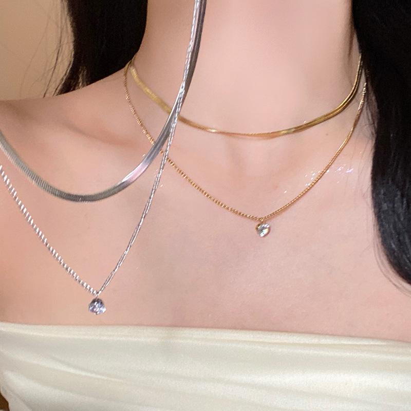 Elegant Women's Clavicle Choker: Diamond Zircon Snake Chain Pendant in Titanium Steel
