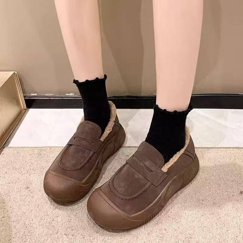 Winter New Thick Soled Cotton Shoes Casual Soft Soled Anti Slip Loafers Winter Mom Shoes Fashion Women Shoes  De Mujer