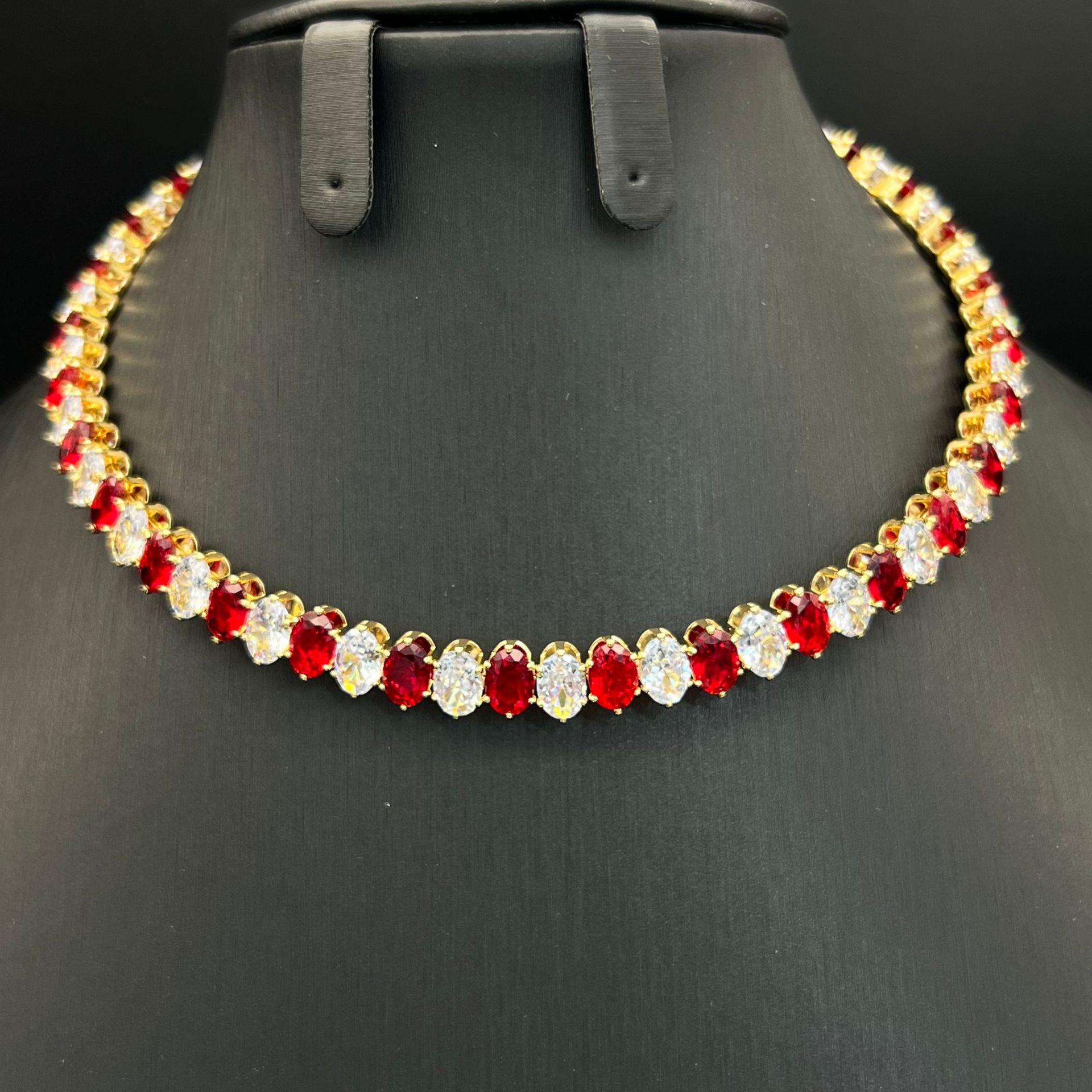 Роскошный Овальный Хрустальный Циркониевый Чокер с Полным Алмазным Блеском