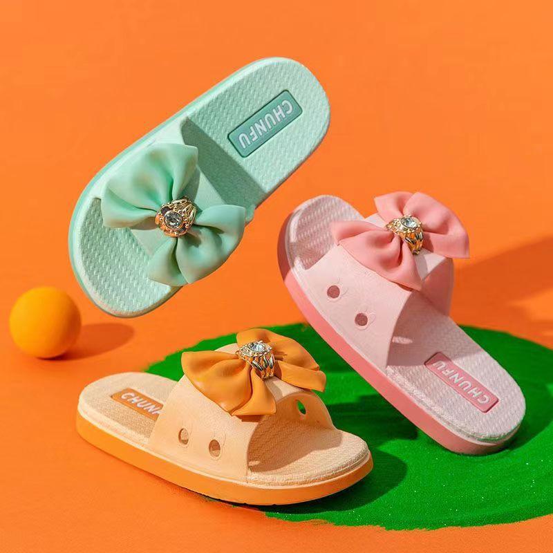 PVC children's slippers summer girls cool slippers cute bow medium children's home soft bottom slippers