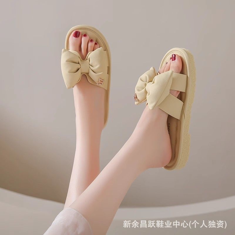 Soft-bottomed flat-bottomed slippers 2025 new non-slip skirt seaside beach bow fairy drag outside