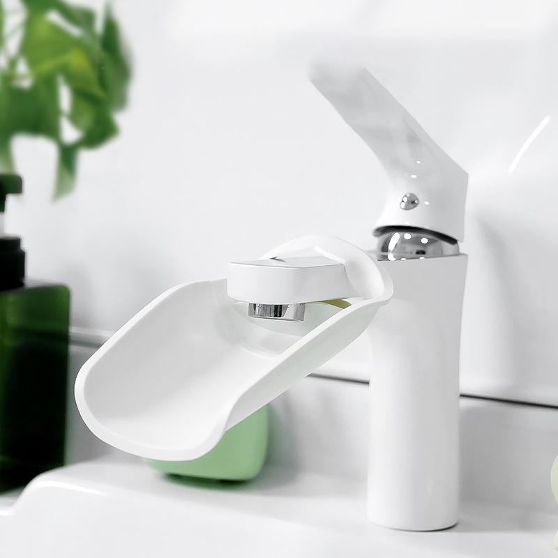 

Child Safety TPE Hand Faucet Extender with Water Channel Baby Faucet Extender for Children s Household Use белый