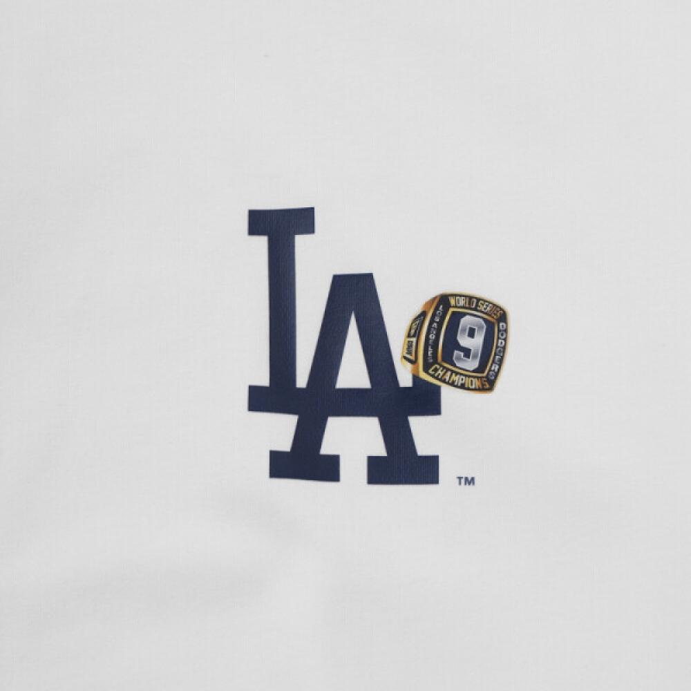 New Era La Dodgers T shirT Champions Ring whiTe