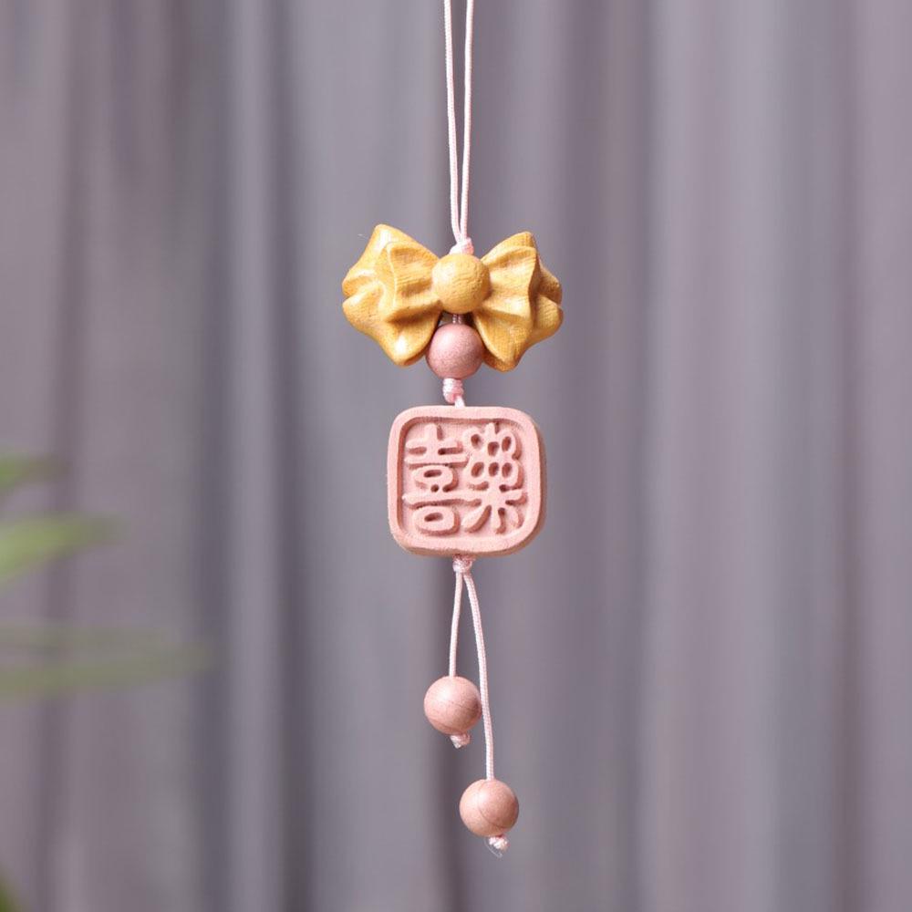 Creative Cat Biscuit Beaded Charm with Joyful Golden Wood and Beech Wood Bow Lanyard