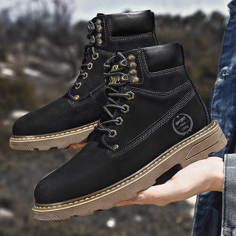 Fashion Outdoor Leather Mens Slip On Boots Platform Shoes Luxury Brand Men Winter Plush Snow Boots Fashion All-match Men Motocross Boots