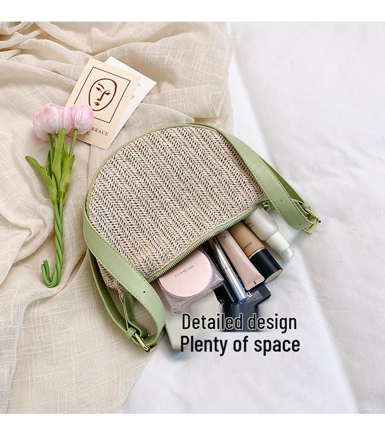 High-End Straw Woven Crescent Shoulder Bag: Fashionable, Pastoral Style, Hollowed-Out Versatile Handbag/Crossbody Bag for Casual Travel