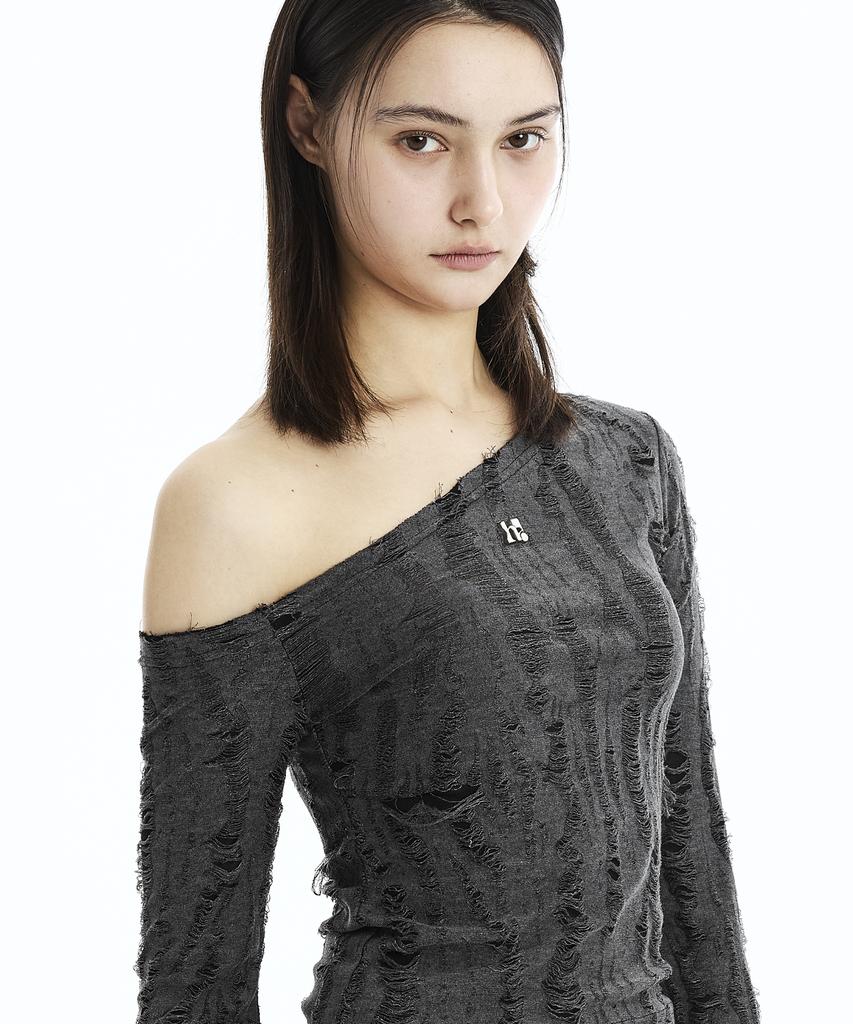 HOLYNUMBER7 Holy Symbol Vintage Off-Shoulder _ Gray