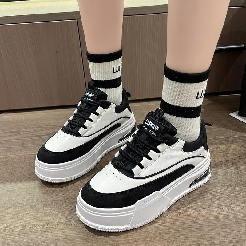 

Fashion breathable Internet celebrity white shoes 2025 autumn new muffin thick-soled round head lace-up board shoes casual sports shoes 35 чёрный