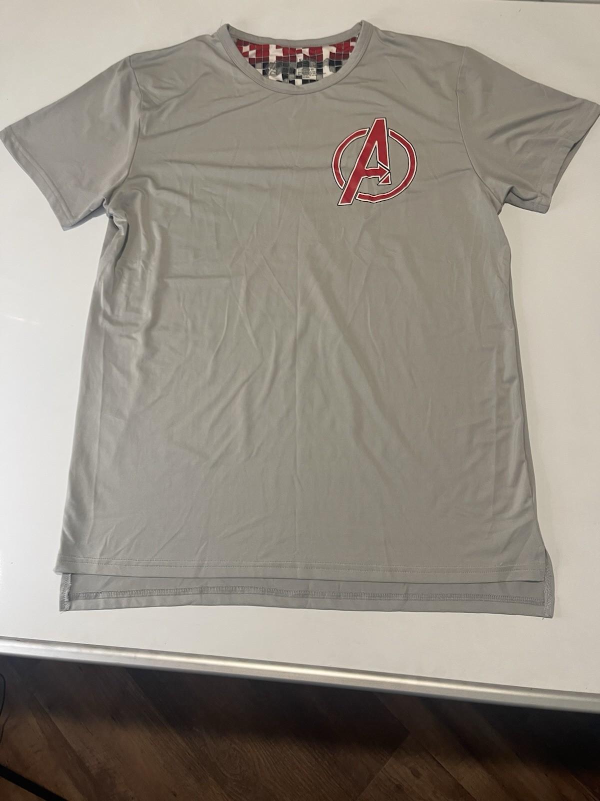 Marvel Avengers Assemble Gray XL Men s Graphic Print Short Sleeve T-Shirt S