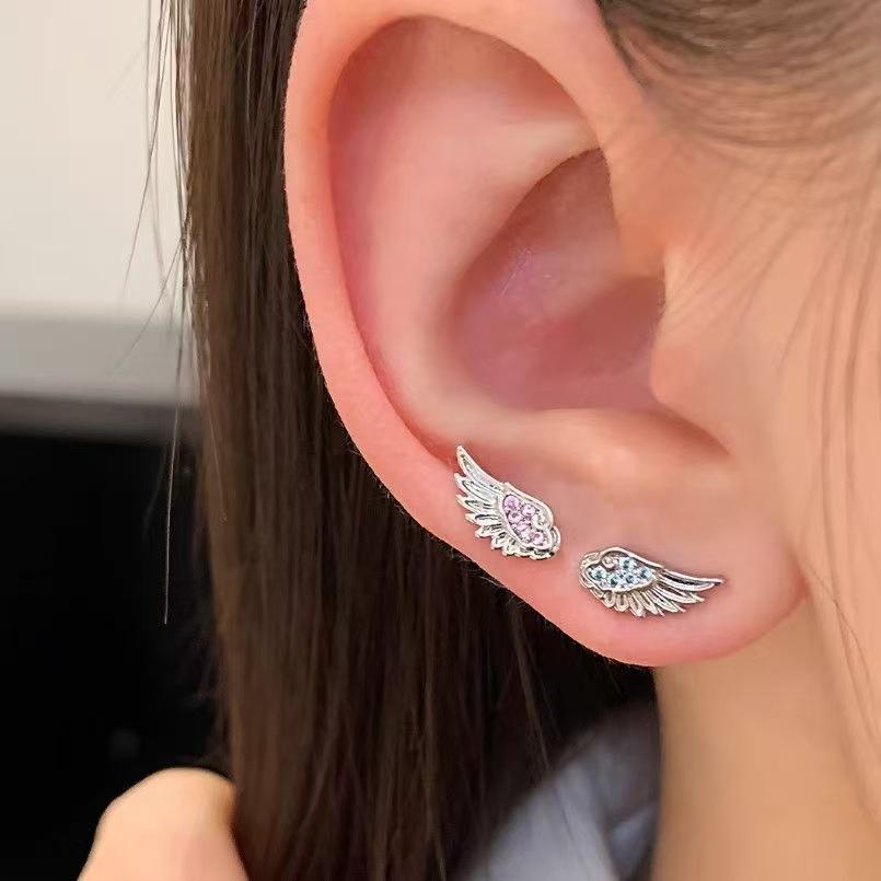 Y2K Jewelry Pentagram Star Stud Earrings for Women Girl New Gothic Punk Design Asymmetry Star Zircon Earrings Daily Party Gift