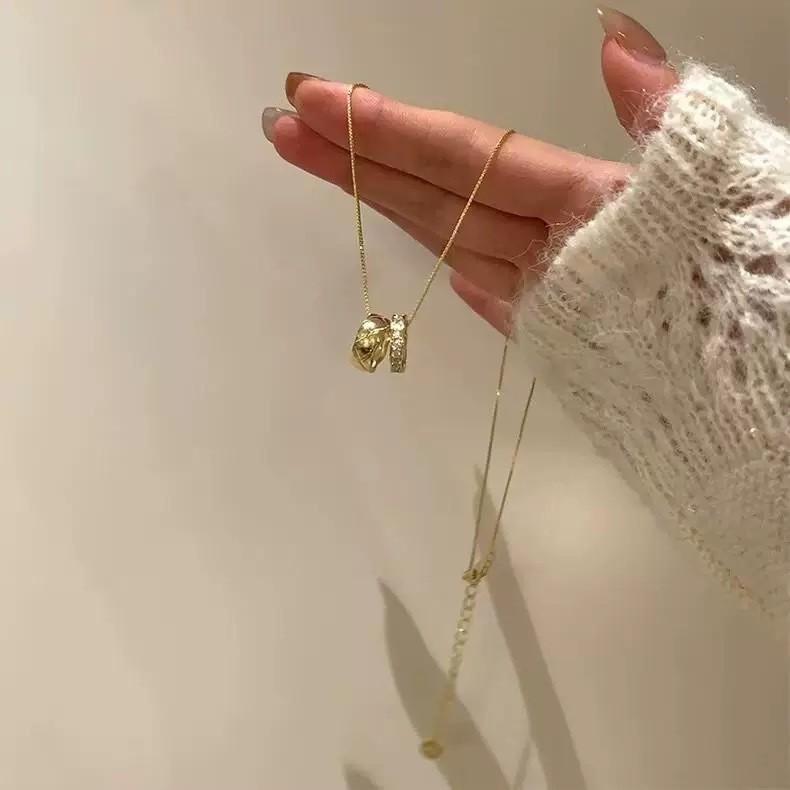 New Chinese High-end Golden Fringed Necklace Female Retro Coin Gourd Exquisite Collarbone Chain Light Luxury Niche Neck Chain