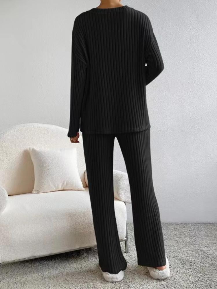 Autumn and Winter New Women's Two-piece Set, Fashionable and Casual Straight-leg Pants, Elegant and Loose V-neck Striped Knitted Suit