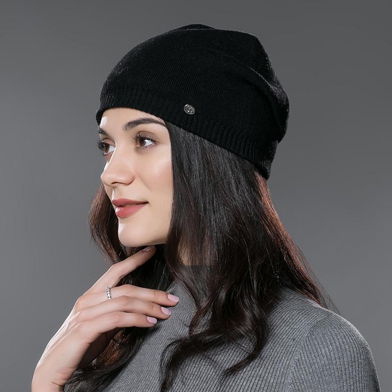 Women's knitted hats for autumn and winter warmth, ear protection, wool hats for outdoor travel, women's casual hats