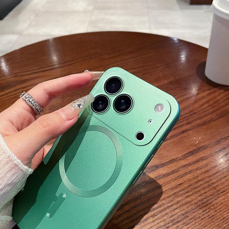 IPhone17PROMAX Liquid Silicone Magnetic Suction Mobile Phone Case Suitable for Apple 16 with Lens Film Soft Protective Cover 15