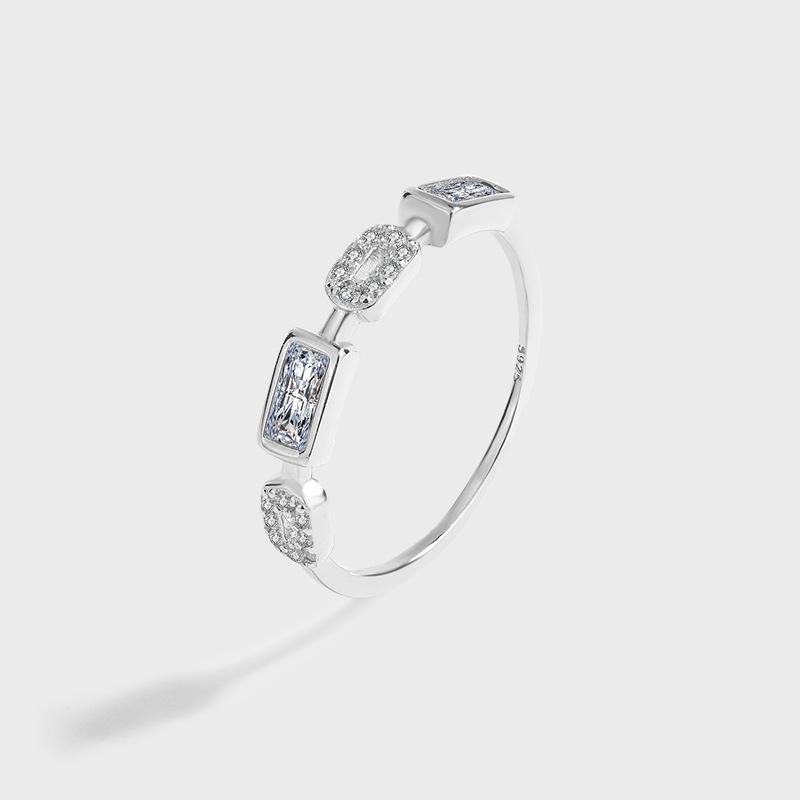 

S925 Geometric Square Zircon Sterling Silver Ring Size 6