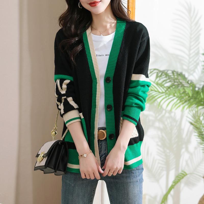 Осенний женский новый модный свитер-жакет средней длины Весенне-осенний универсальный свободный вязаный кардиган one size fits all чёрный