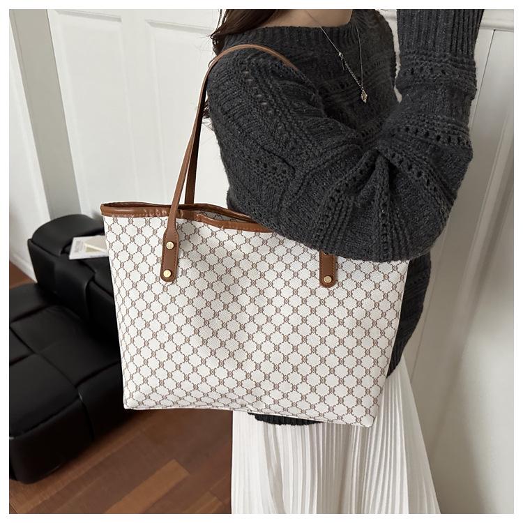 2025 Trendy Women's Casual Shoulder Tote Bag - Versatile & Stylish