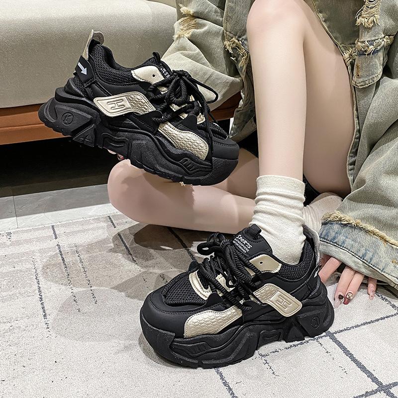 

Маффины платформа папины кроссовки женские новые ретро старые полированные на шнуровке повседневные кроссовки 40 чёрный