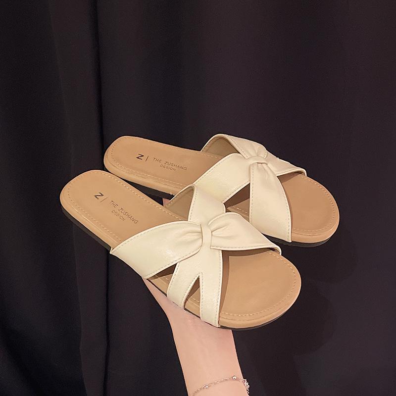 Silver High-end Fashion Slippers Women's Outerwear 2025 Summer New Non-slip Flat Bottom Cross Word Beach Sandals