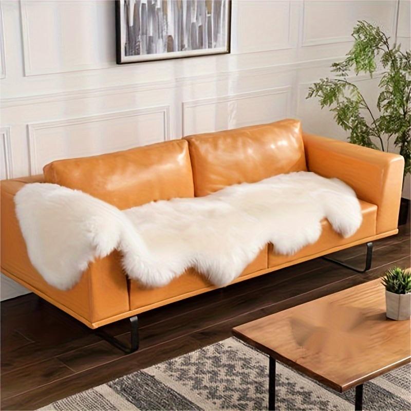 Luxurious Plush Carpet - Soft Long-Haired, Anti-Slip Mat for Living Room & Desk Decor 60 x 90cm