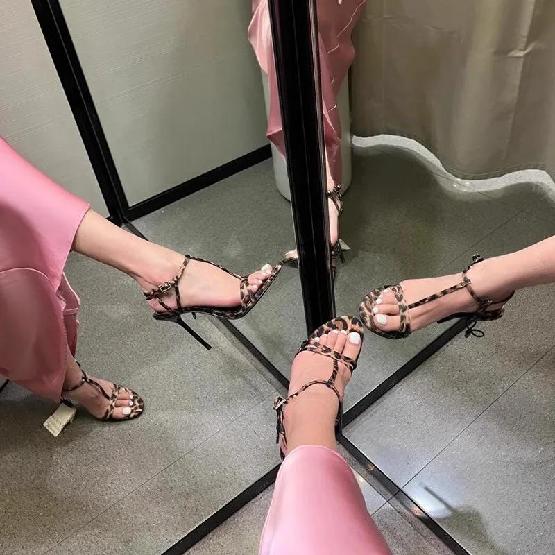 2024Leopard Print Ankle Strap Women's Sandals Summer Fashion Sexy Stiletto Heel Gladiator Sandals Narrow Strap Party Dress Pumps