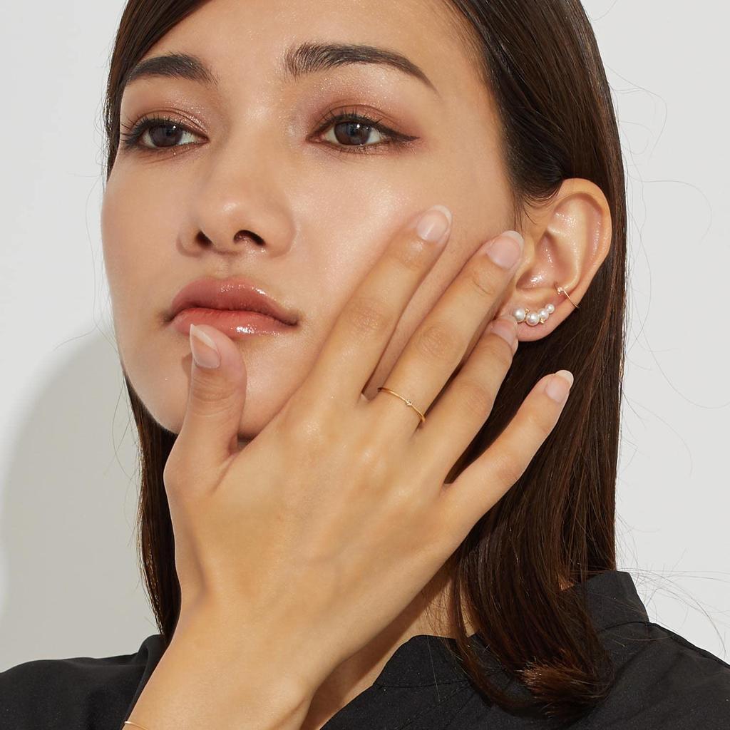 Lala Christie Women's Ring, 0.02ct Diamond, Simple Type, 18K Gold, Size 7, lr71-0006-yg-s-07