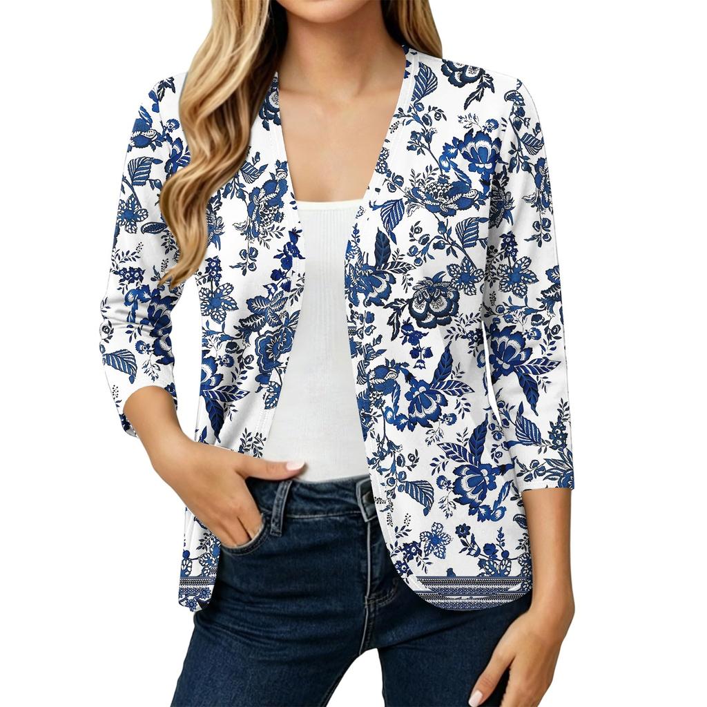 Women's Lightweight Loose Fit Vintage Floral Print Three-Quarter Sleeve Cardigan for Casual Daily Wear