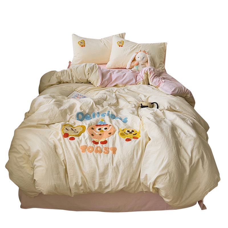 Super Soft Cotton Chenille Bear Embroidery Bedding Set - 4-Piece Simple Cartoon Duvet & Sheet