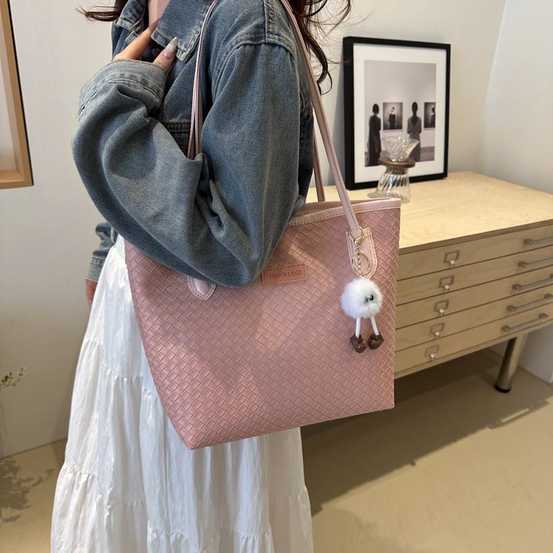 Fashionable Street Trendy Pu Leather Mid-sized Tote Bag For Women 2024