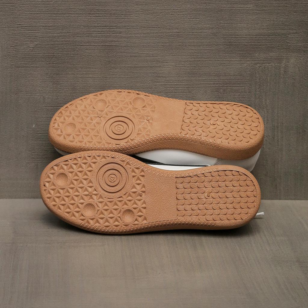 Rimocy Women'S Contrast Color Flat Sneakers Fashion Soft Sole Lace Up Walking Shoes Woman Lightweight Comfort Low Top Sneakers