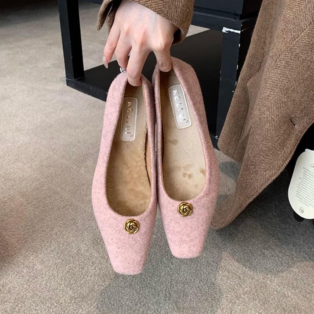 Girl Pink Small Fragrant Wind Camellia Velvet Beautiful Single Shoes 2025 Autumn and Winter New with Skirt Evening Evening Wind Women's Shoes