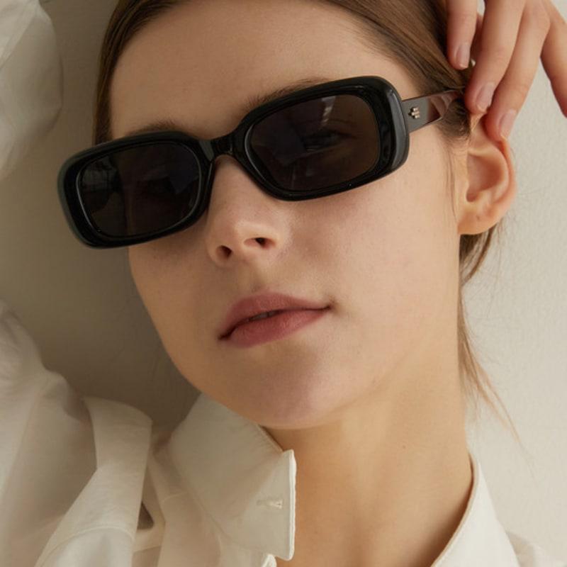 

One Brilliant Valentina-OB361-Black FREE